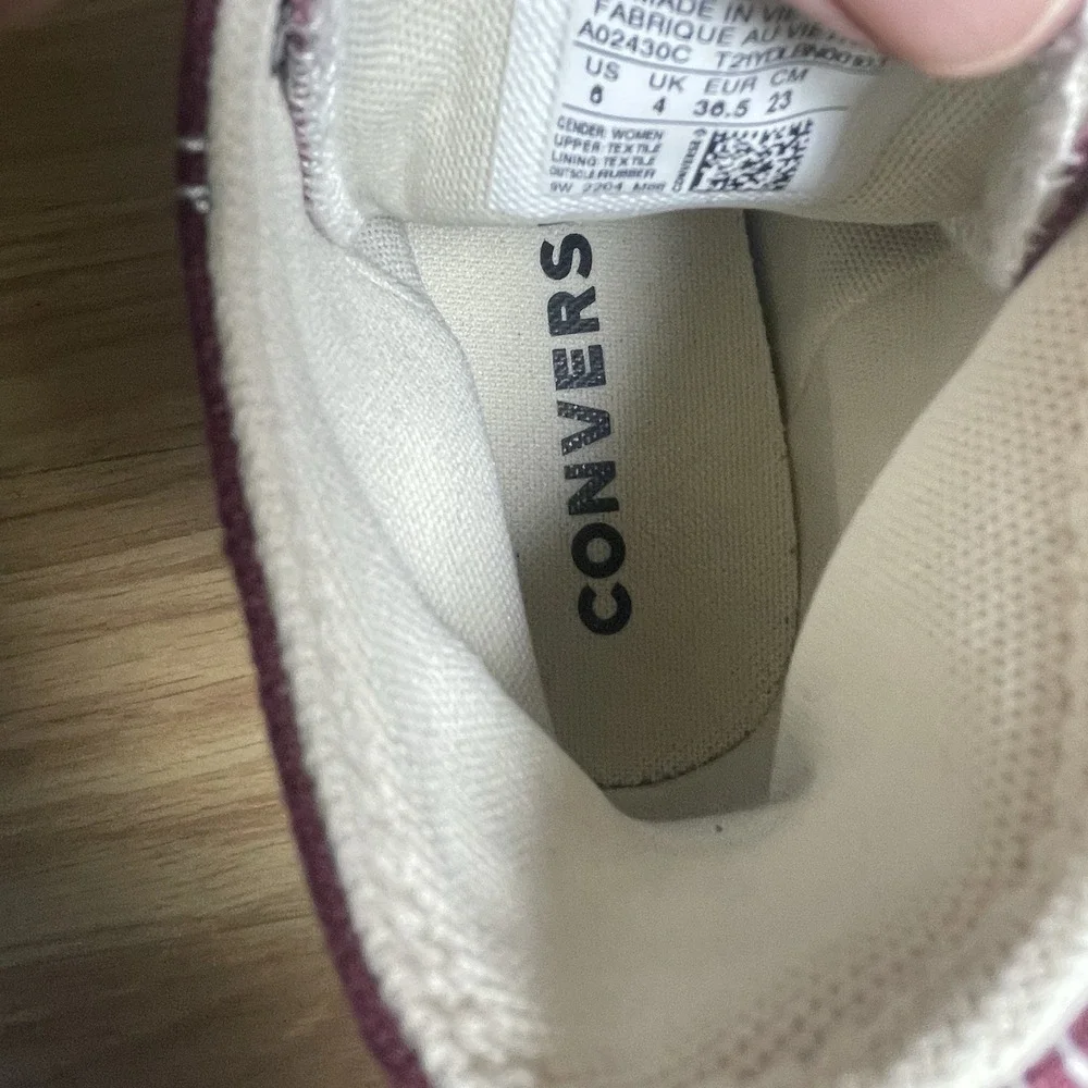 Converse Chuck Taylor All Star Platform High Top womens 6 Canvas Beetroot Red